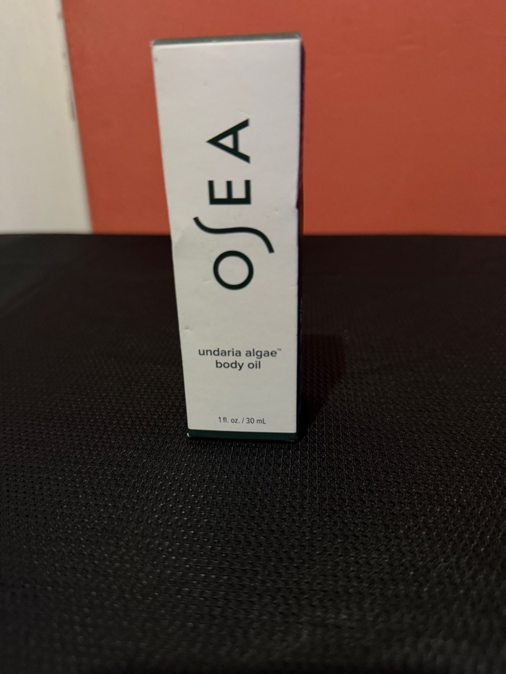Sea Undaria Algae Body Oil - White & Green Packaging